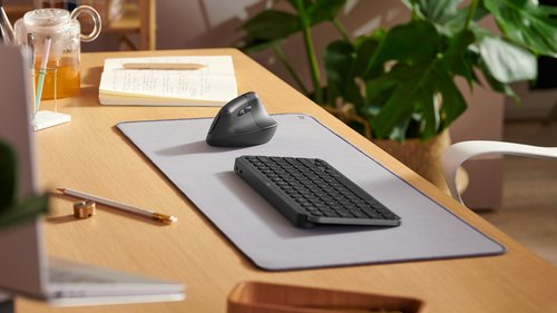 Mouse Ergonómico Logitech Lift, Inalámbrico, Óptico, 4.000DPI, RF Inalámbrico/Bluetooth, Rosa - Imagen 10
